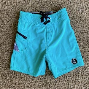Volcom boys boardshorts